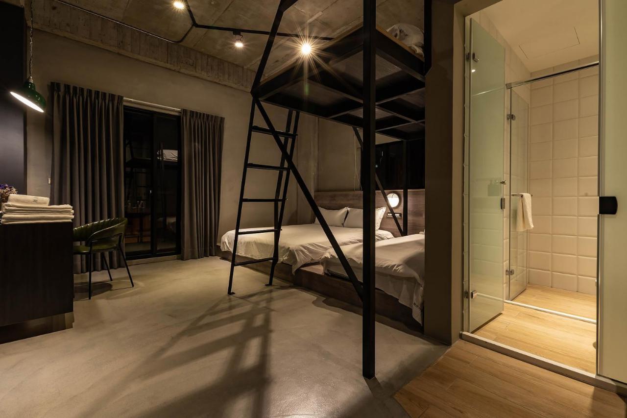 Sleeping Inn Hualien City Exterior photo