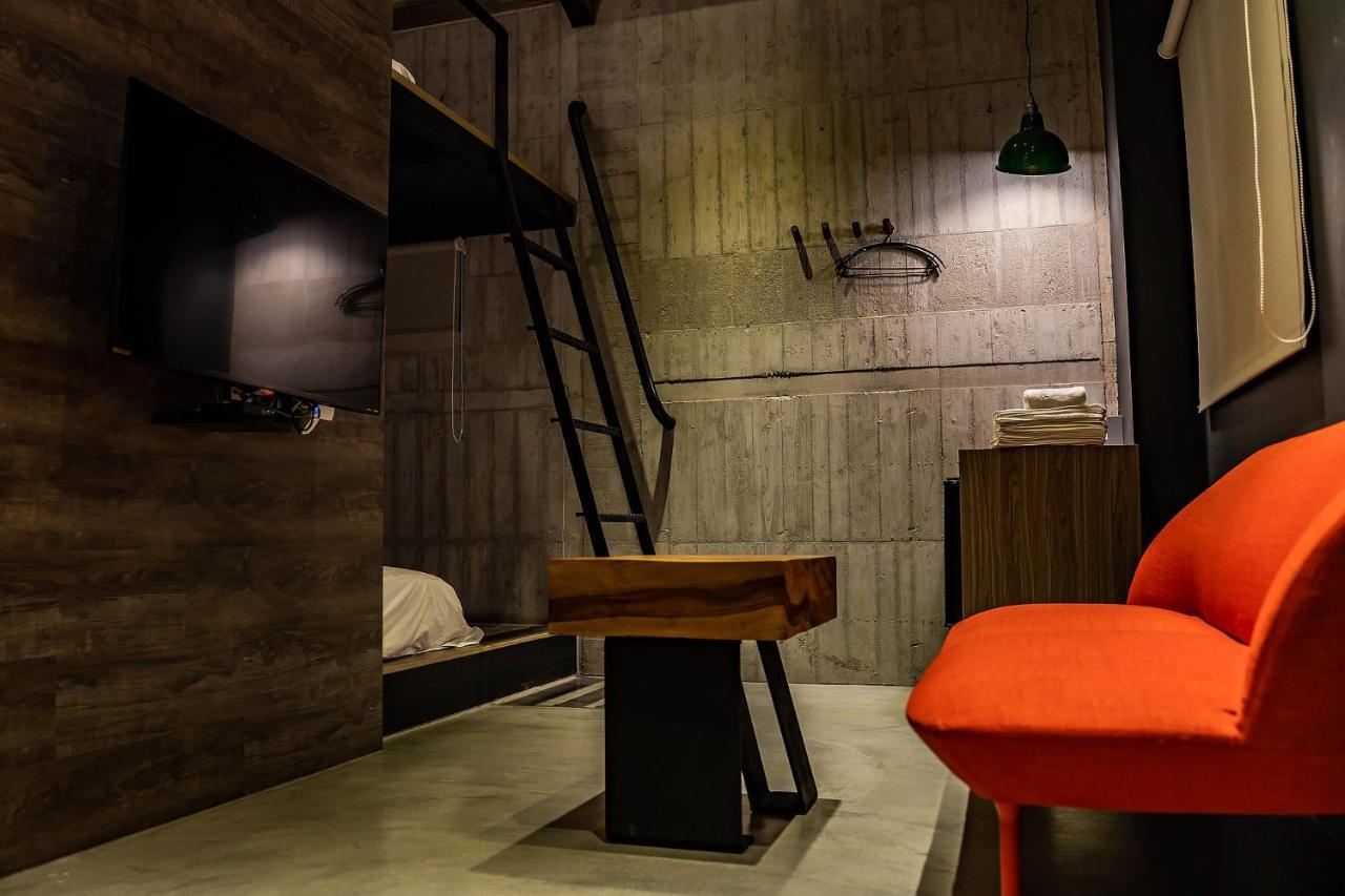 Sleeping Inn Hualien City Exterior photo