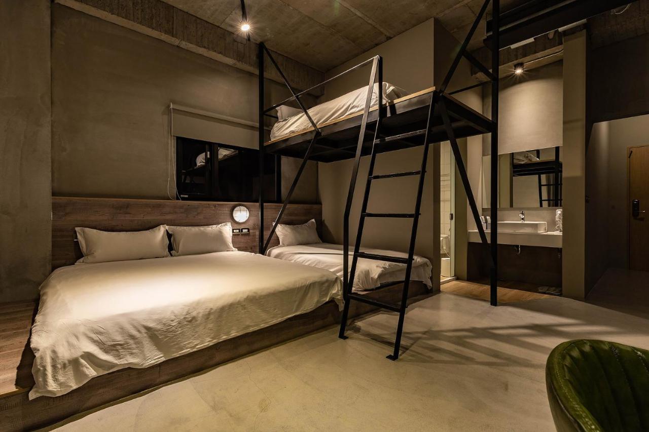 Sleeping Inn Hualien City Exterior photo
