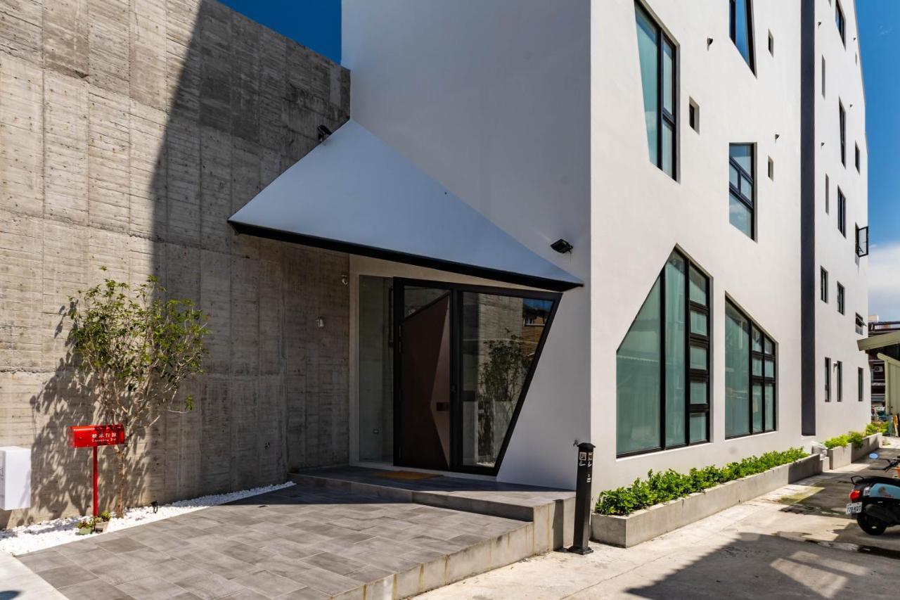Sleeping Inn Hualien City Exterior photo